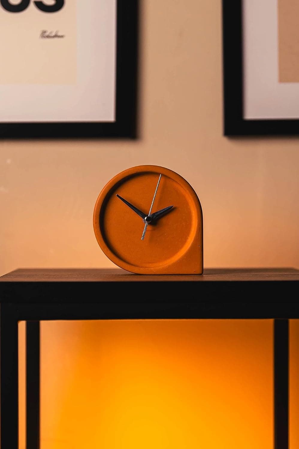 Concreate Table Clock